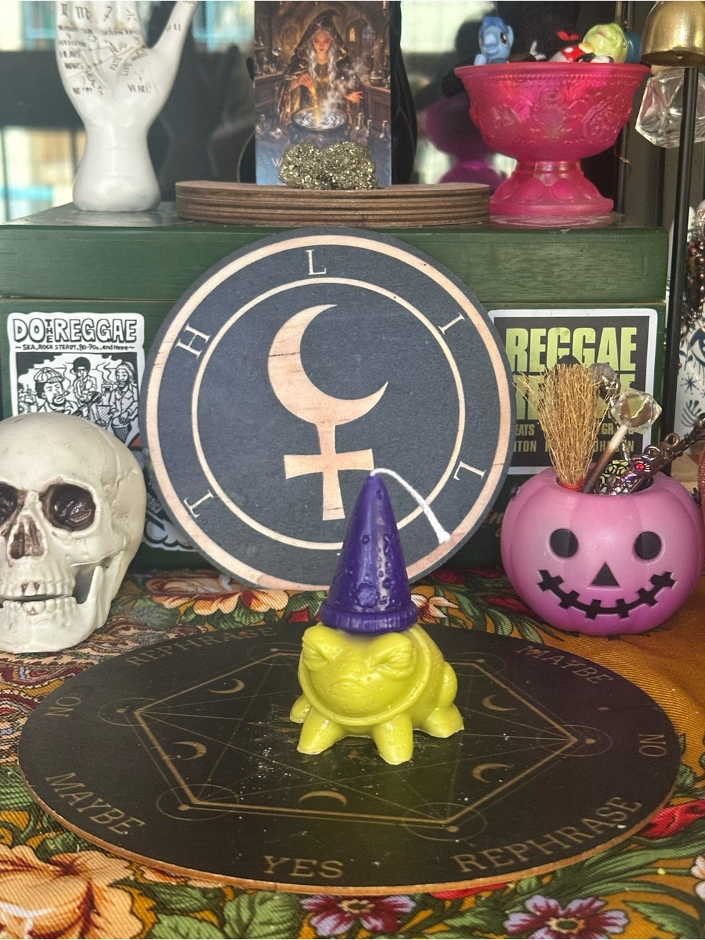 Wizard Toad Candle - Picture 7 of 9